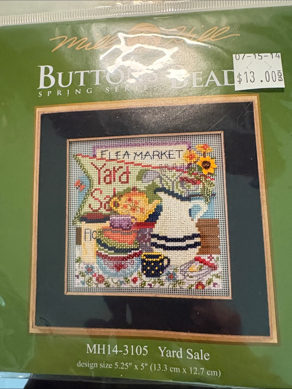 Mill Hill Yard Sale Cross Stitch Kit - Green